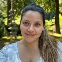 Stephanie Mandel's Instagram, Twitter & Facebook