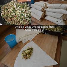 Usky bad is ajza ko ek pan mein ek roll ki filling ke hisab se kum se kum oil mein senk lein, uske bad roll ki pati mein fill karke halke paani ke saath seal karain. Chicken Mince Cheese Spring Rolls Funcooking