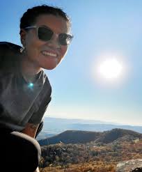 hi! i'm jaden, i'm 25 (almost 26) and i'm an incoming grad student at asu  thunderbird looking for roommate(s) to live with by the phoenix campus. i'm  open to living with all