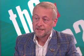 Meet the experts of Dickinson's Real Deal