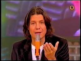 5 after a courtship of three months she married leonardo fariña on april 28, 2011 6 in the tattersall hotel in the palermo district of buenos aires. Showmatch 2005 Marcelo Polino En El Control Youtube