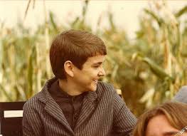 John Franklin On The Set Of Stephen King S Children Of The Corn Children Of The Corn Stephen King Evil Children