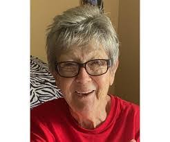 Cindy Boehm's Instagram, Twitter & Facebook