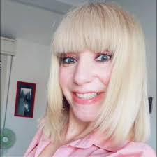 È morto a 76 anni Remo Girone, celebre volto di Tano Cariddi ne La Piovra.  L'attore è scomparso improvvisamente nella sua casa di Monaco, dove viveva  con la moglie Vittoria. Nato il