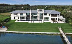 He was grumpy and sullen long before the walk to the 18th. Rickie Fowler Check Out His 14m Florida Home Bunkered Co Uk