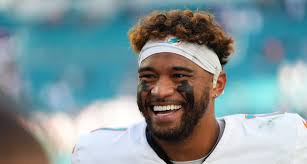 Jason Garrett likens Tua Tagovailoa to Magic Johnson