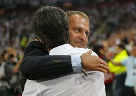 Jul 01, 2019 · hansi flick (*24.02.1965) ist seit dem 03.11.2019 trainer des fc bayern. Flick Wird Co Trainer Beim Fc Bayern Fur Munchen Untypisch Uneitel