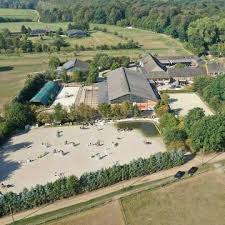Willkommen im bildungszentrum haus der familie am ritten bei bozen. Reitanlage Haus Furth Markus Wipperfurth Offenstall Mit Freien Stallplatzen Oder Pferdeboxen In Roggendorf Thenhoven Stall Frei De