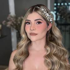 Kareli Rios (@kareliriosmakeup) · Colima, Mexico · Instagram photos and  videos