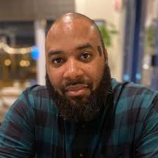 Had a beautiful night celebrating with fellow VCU alums receiving 2024  Alumni Star awards this weekend. It was super special to have my mom and  baby sister with me, and to connect