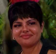 Sharing personal content and receiving community support