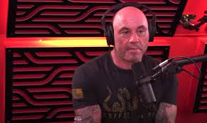 The 7 best joe rogan experience podcast episodes. Joe Rogan Suggests Caitlyn Jenner Is Trans Because Of Kardashians