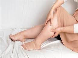 أستاذ أوعية دموية يحدد 3 أسباب لتورم القدمين عند مريض السكر بوابة أخبار اليوم الإلكترونية