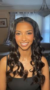 ✨ If you’re seeing this, it’s because you love makeup that looks like your  skin, but better. Radiant, seamless, effortless—glam that enhances your  features while letting your natural beauty shine ...