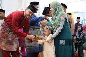Check spelling or type a new query. Tiada Majlis Sampaikan Sumbangan Bersama Raja Muda Selangor