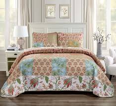 Twin 70w x 90l queen 94w x 94l king 110w x 97l luxury king 120w x 105l cal king 130w x 115l. Amazon Com Quilted Bedspread Set Oversized Coverlet Floral Patchwork Beige Rust Light Blue Green White New King Cal King Home Kitchen