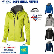 Des vestes softshell pour femme dans l'air du temps le duo polaire et veste hardshell se fait peu à peu remplacer par l a veste softshell. Veste Softshell Femme Slazenger Ref 7056 7056 Softshell Softshell
