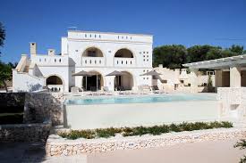 Affitto Trulli Ostuni Ville Al Mare In Puglia Apulia Rentals Masseria Don Salvatore Con Piscina Villa Piscine Comfort