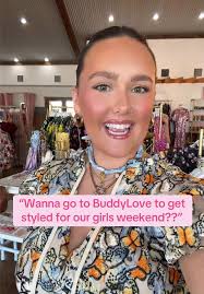 #fredericksburgtx #texaswinery #girlstrip #fallfashion #styleinspo