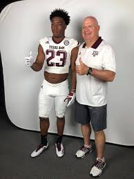 Profile for Texas A&M's OLB Tarian Lee JR