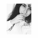 Diana Bollinger's Instagram, Twitter & Facebook