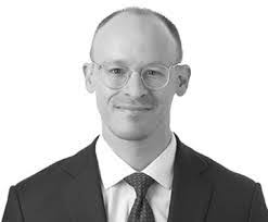 Mark Yale's Instagram, Twitter & Facebook