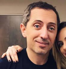C'est une honte !” : Gad Elmaleh de nouveau en couple, le nom de sa  nouvelle conquête fait scandale, il s'agit de la fille de… Afficher la  suite..⬇️