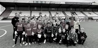 Fc emmen is a dutch football club based in emmen, drenthe, and currently playing in the eredivisie, the first tier of football in the netherlands. Fc Emmen Stadium Entrance Fc Emmen New Stadium Entrance Dennis Telgenkamp 150 Wedstijden Onder De Lat