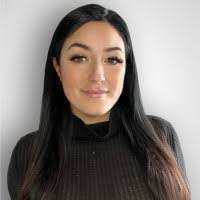 Amber Blackburn's Instagram, Twitter & Facebook