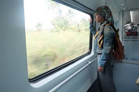 Untuk jadwal keberangkatan bus, bus berangkat setiap 30 menit sekali mulai beroperasi pukul 04:30 hingga 02:30 pagi, sedangkat dari kl sentral ke klia2 bus beroperasi mulai pukul 02:45 hingga 00:00. Pengalaman Saya Travel Dari Kl Hatyai Naik Keretapi Dengan Bajet Bawah Rm500