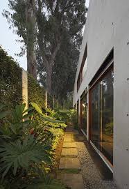 Gallery Of House H Jaime Ortiz De Zevallos 18 Concrete House Steel House Home Garden Design
