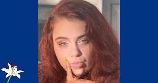 Abby Burt's Instagram, Twitter & Facebook