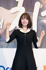 연예인, 부르즈할리파, 펭귄에 관한 아이디어를 더 확인해 보세요. ê°•ë°±í˜¸ ê°™ì€ ìŠ¤ë¬´ì‚´ I O I ê¹€ì†Œí˜œ ë§¤ì¼ê²½ì œ