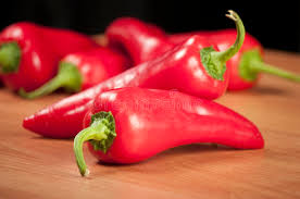 Peper bestaat in verschillende kleurvarianten, zwart, wit en groen. 9 489 Red Peper Photos Free Royalty Free Stock Photos From Dreamstime