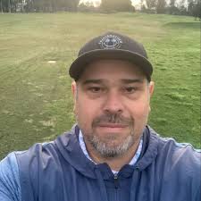 USC spring football practice took a timeout for a surprise dance-off today.  Coach Sark declared freshman OL Roy Hemsley the winner. #FightOn