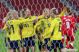 Sara caroline seger (born 19 march 1985) is a swedish footballer who plays as a midfielder and club captain for fc rosengård in the damallsvenskan league. Caroline Seger Facebook