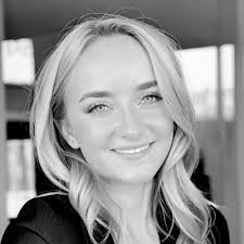 Last week thanks to COVID19, I attended the belated professional  appointment dinner to celebrate my 2020 appointment to Senior Associate.