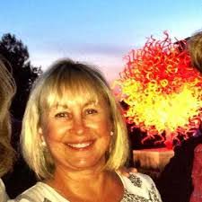 Leigh Howe's Instagram, Twitter & Facebook