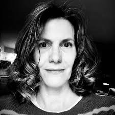 100 Worlds: Lightning-Quick SF and Fantasy Tales: Fowler, Milo James,  Sottong, Stephen, Warner, Cheryl A, Lairamore, Jason, Kanbe, Theodore,  Rupert, Von, Russell, Robert Lowell, Kewin, Simon, Nordheim, Chuck Von,  Nell, David: 9781493550562: