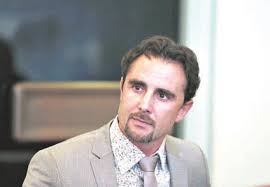 HACEN UN PARO GENERAL POR UN PROBLEMA DEL 10 POR CIENTO DE LOS TRABAJADORES”