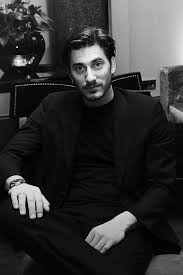 Mini bio (1) luca marinelli was born on october 22, 1984 in rome, lazio, italy. Luca Marinelli I Ve Still Got A Marlon Brando Poster In My Room