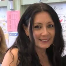 I was very proud to receive the "distinguished alumni award" from the  University of Lynchburg during the recent Homecoming weekend. I never  thought that me, a girl who wasn't very academic in