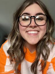 Lash Bar Professionals in Taylor, BC, Ca