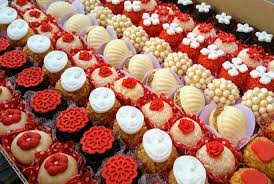 doces finos casamento vermelho e branco embalagens para doces doces finos doces