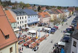 Das haus hirschau erwartet sie mit einem garten und kostenfreiem wlan in bischofswiesen, 3,3 km von schönau am königssee entfernt. Altstadtsanierung Marktplatz Hirschau Bayerische Architektenkammer