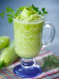 Smoothie A La Courgette Recette Avec Images Recettes De Cuisine Smoothie Courgettes Recette