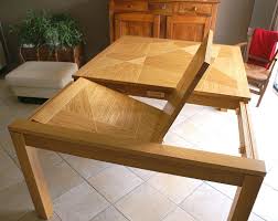 Panneaux de particules 16 mm et 22 mm. Une Table Carree Extensible Toute En Bois Par Boris Beaulant Sur L Air Du Bois