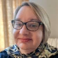 Tracey Meade's Instagram, Twitter & Facebook