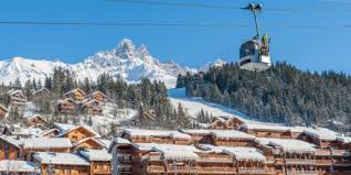 L'agence alpes immobilier, située au coeur du village, vous fera profiter de ses 30 ans d'expérience dans la location saisonnière et la vente. Immobilier De Prestige Les Stations Des Alpes Du Nord Ont La Cote