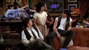 Joey zieht von new york nach los angeles um den durchbruch als schauspieler zu schaffen. Recap Of Friends Season 1 Episode 1 Recap Guide Friends Season 1 Joey Friends Friends Season 1 Episodes